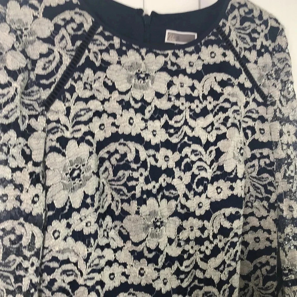 CHELSEA 28 Lace Dress - Picture 2 of 7